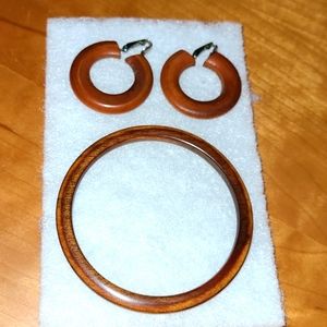 Vintage Bohemian Wood Jewelry Set: Clip-On Hippie Hoop Earrings, Bangle Bracelet